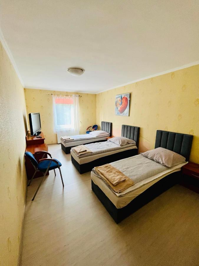 Zajazd U Toma Rosin Buitenkant foto